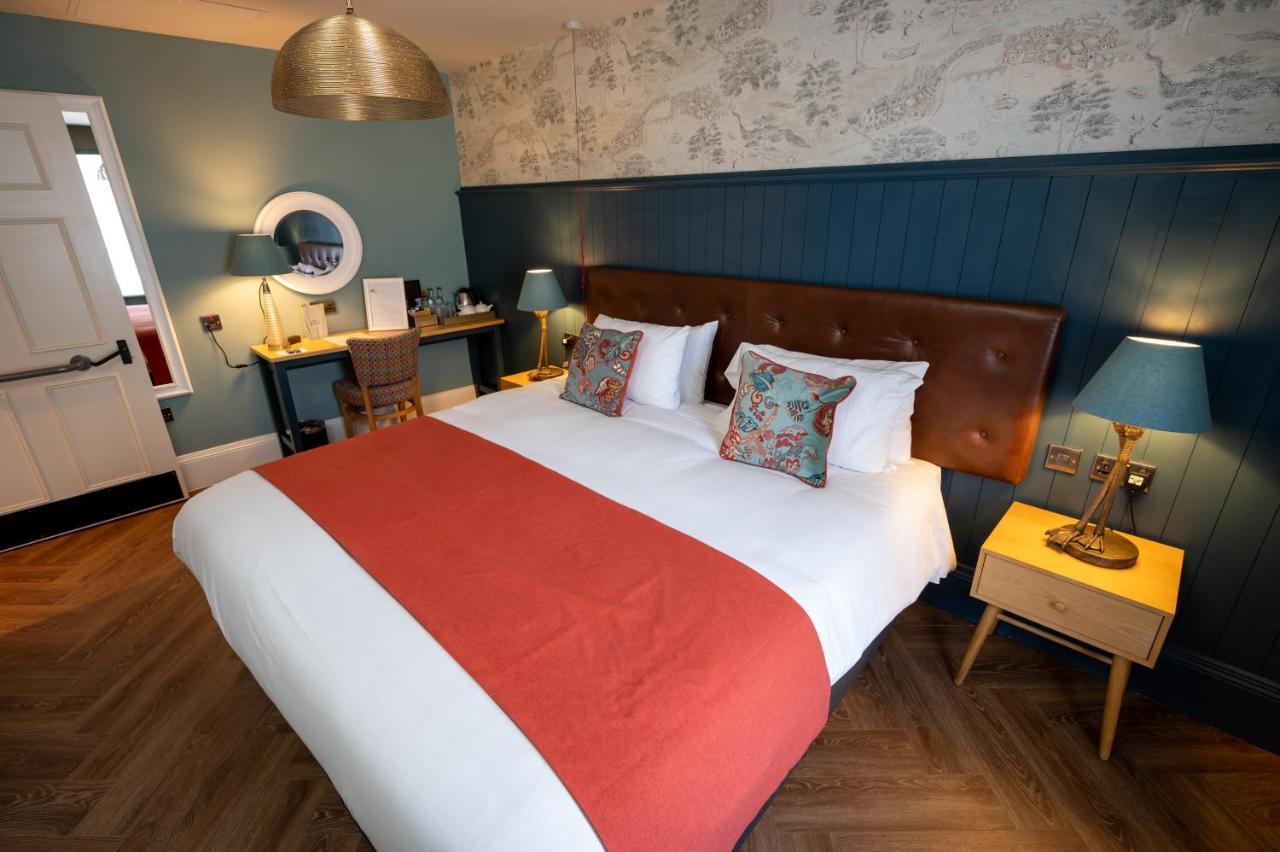 Victoria Hotel By Chef & Brewer Collection Menai Bridge Exteriér fotografie