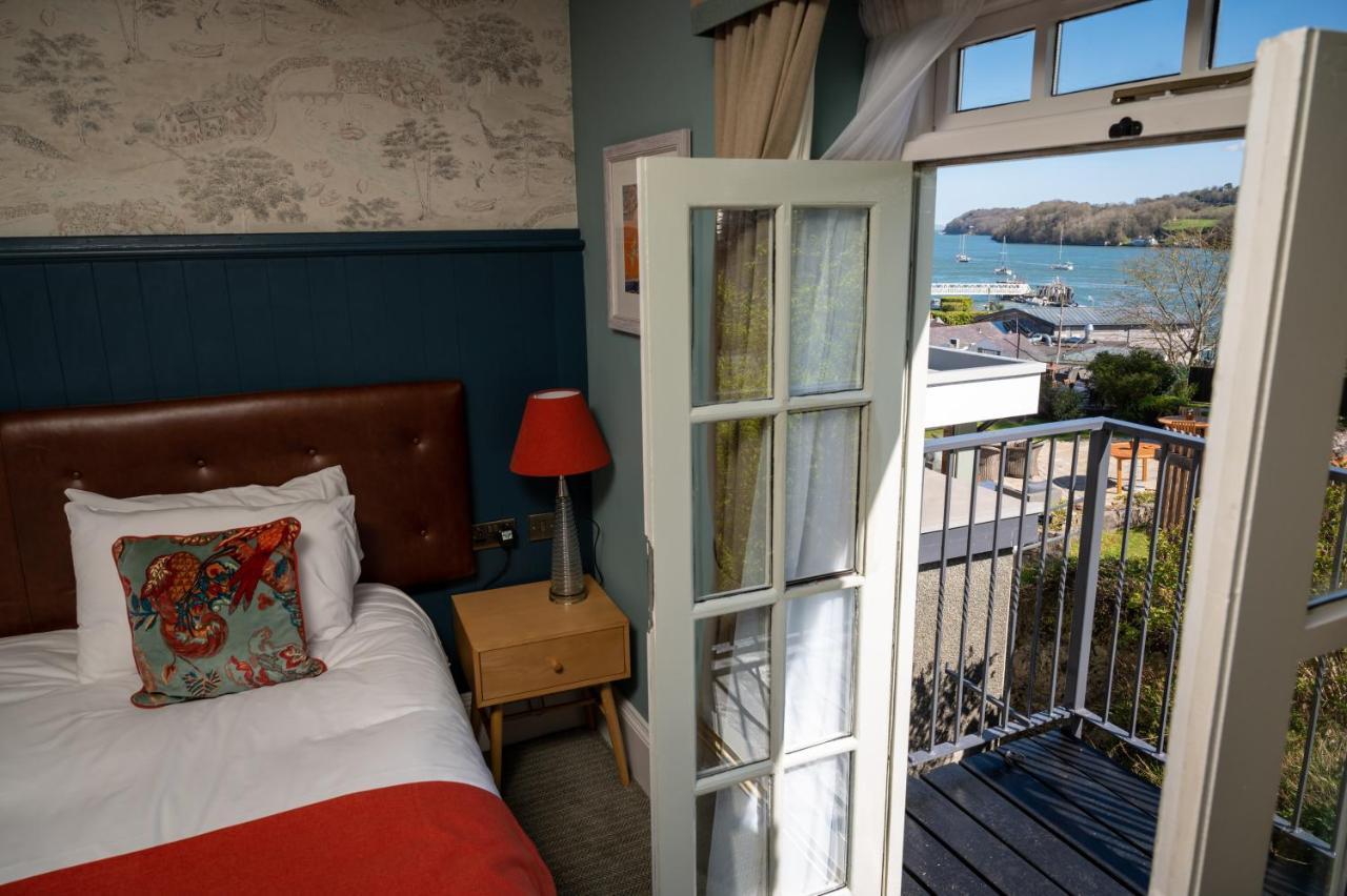 Victoria Hotel By Chef & Brewer Collection Menai Bridge Exteriér fotografie