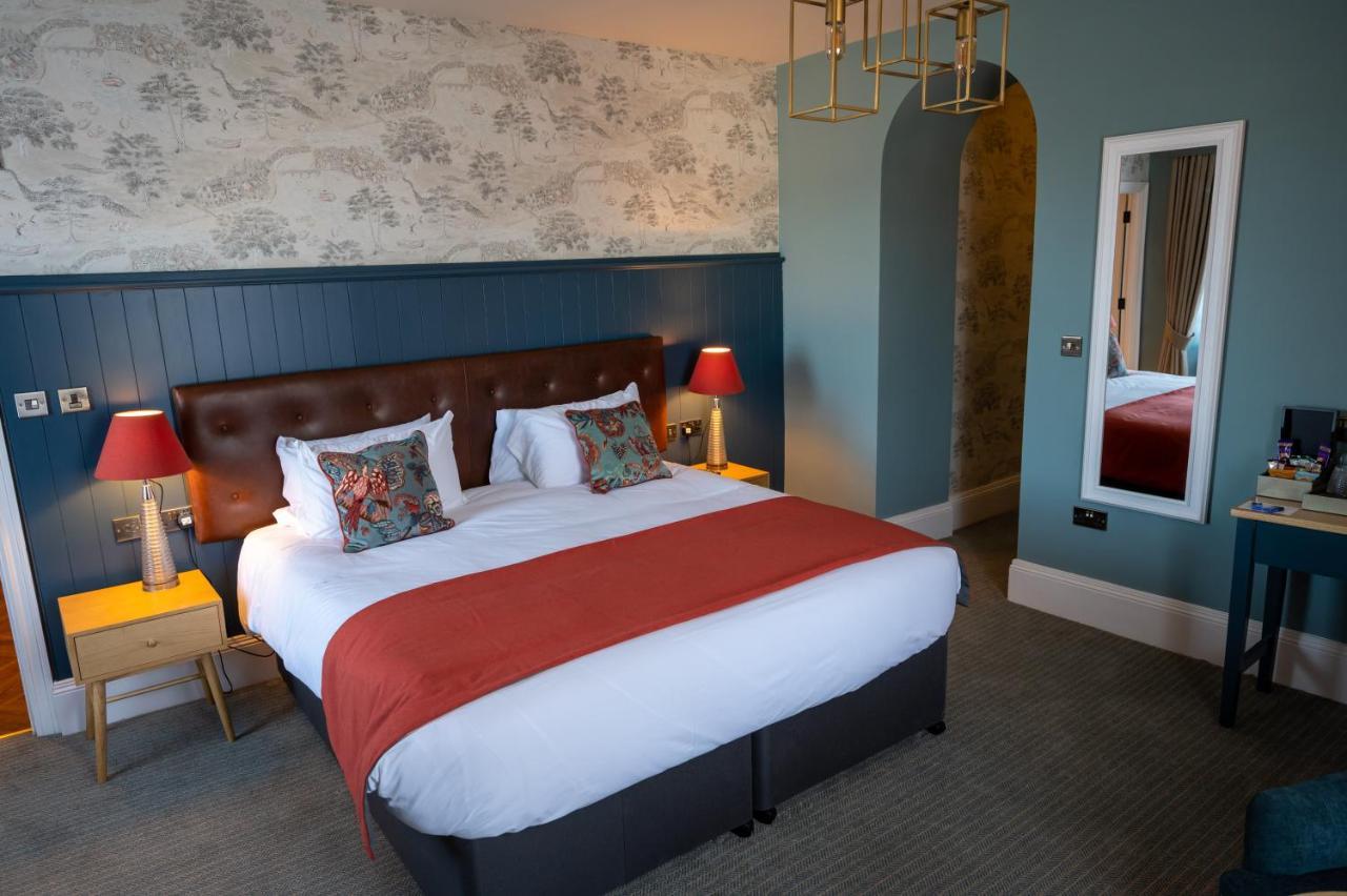 Victoria Hotel By Chef & Brewer Collection Menai Bridge Exteriér fotografie