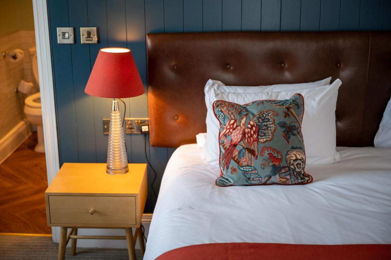 Victoria Hotel By Chef & Brewer Collection Menai Bridge Exteriér fotografie