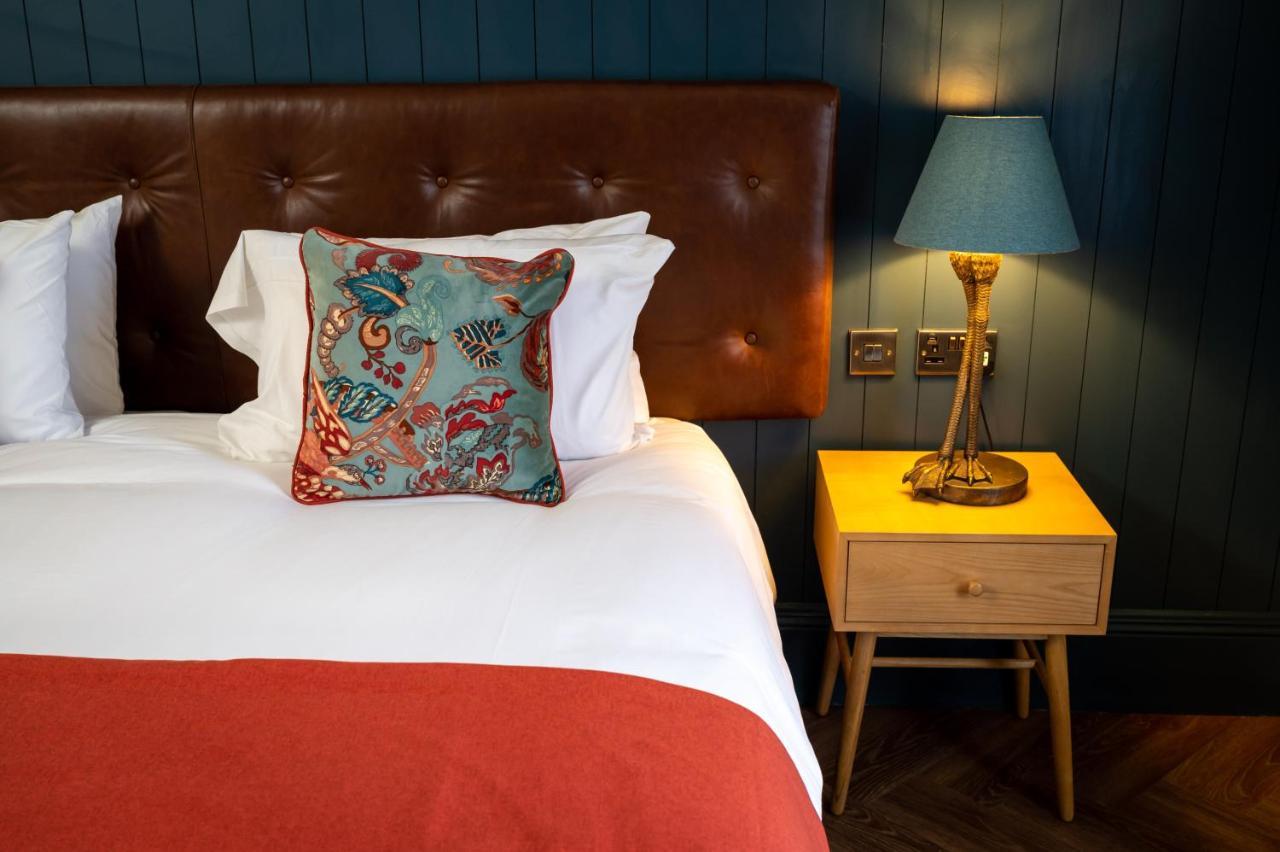 Victoria Hotel By Chef & Brewer Collection Menai Bridge Exteriér fotografie