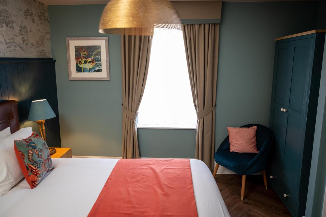 Victoria Hotel By Chef & Brewer Collection Menai Bridge Exteriér fotografie